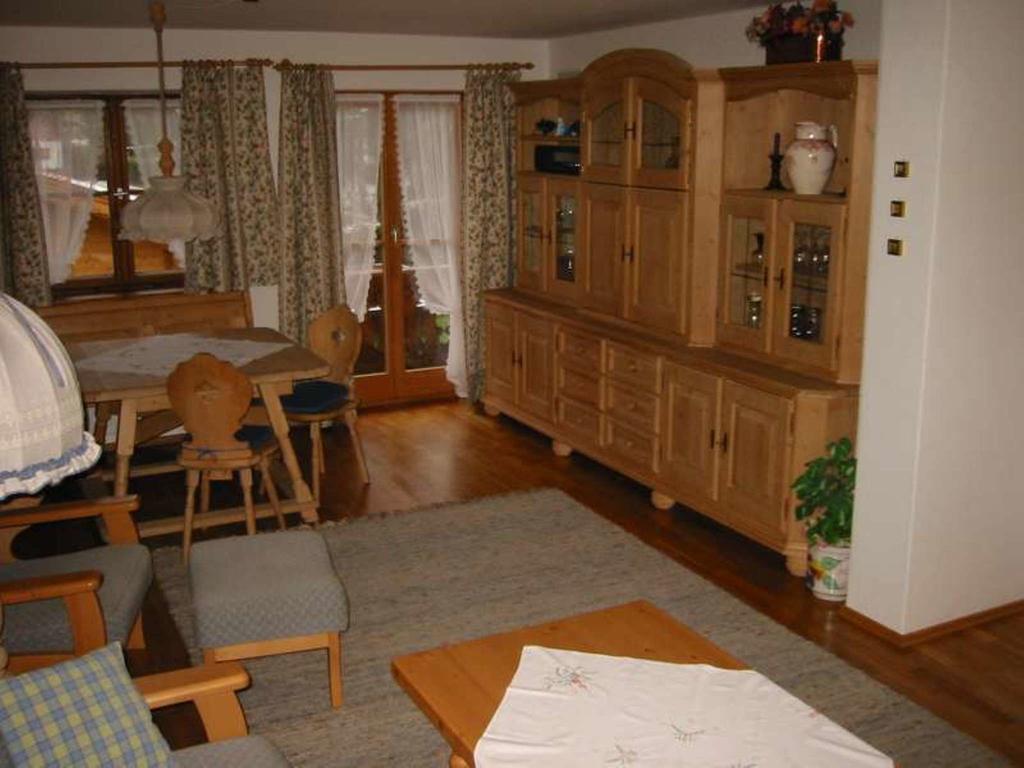Familien-Bauernhof-Berghammer Rotta Стая снимка